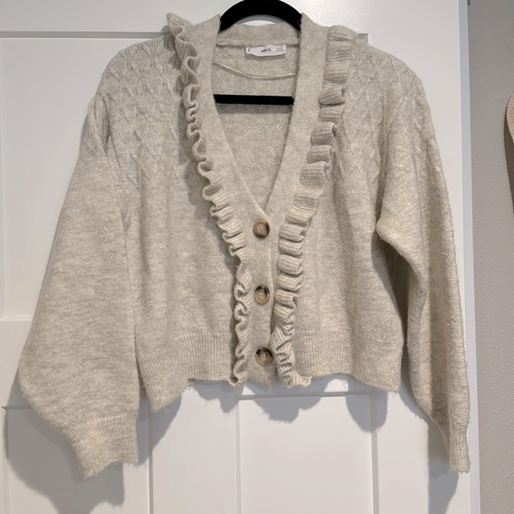 Mango Sweaters - Excellent condition women’s size S Mango heather light gray cardigan